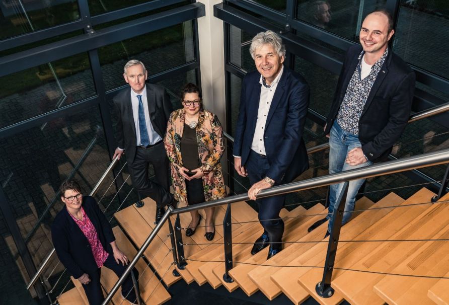 SB: Martine Hommes-Gesink, Meerten Ubbens, Irina Frovola, Michael Kester, Cor Biemond